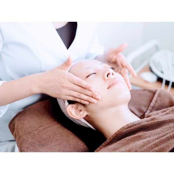 ハンドフェイシャルトリートメント60分6000円!