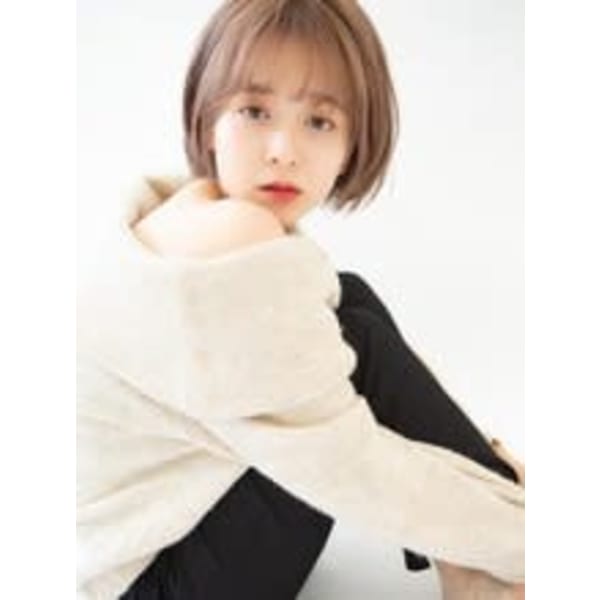 【酸性ストレート】酸性ストレート＋カット＋プレトリートメント￥16,000