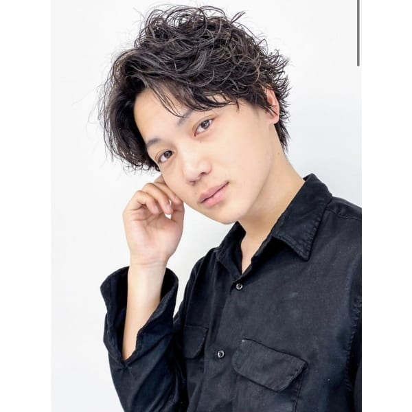 【メンズパーマ】カット+スパイラルパーマ+3STEPトリートメント¥16900