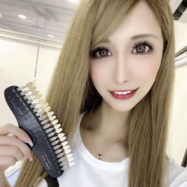 【1番人気!5トーン以上アップを目指す方へ】プレミアムセルフホワイトニング《2来店70分照射