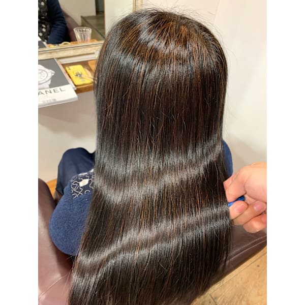 【植物由来な白髪染め】カット＋天然100％ヘナ ￥11000