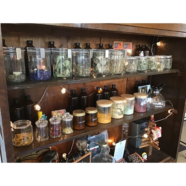 カット + 草木染め (カラー) + ハーブリンス (100%ハーブのシャンプーリンス )