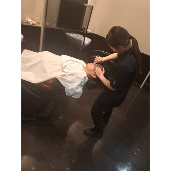 《イケメン★シェービング+眉カット+ネックシェーブ》15分 ¥2,200 錦糸町 メンズ 理容室