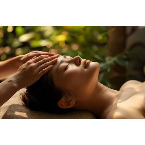 快眠！眼精疲労★メディカルヘッドマッサージ★高濃度酸素スプレーとチャクラ対応アロマ使用♪トライ