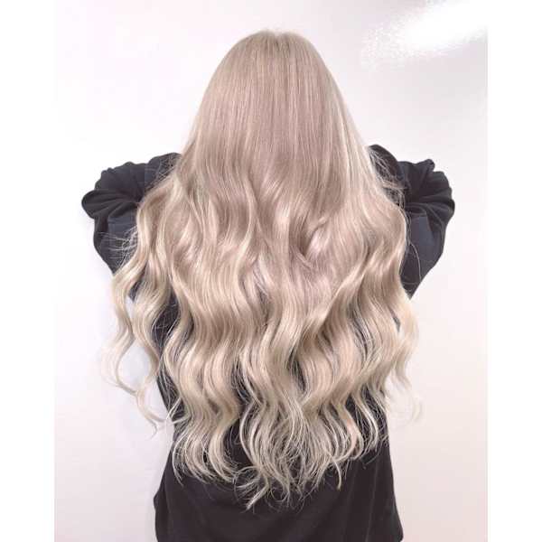 トリプルカラー（2ブリーチ）＋プルエクダイヤモンド80本＋エクステカット