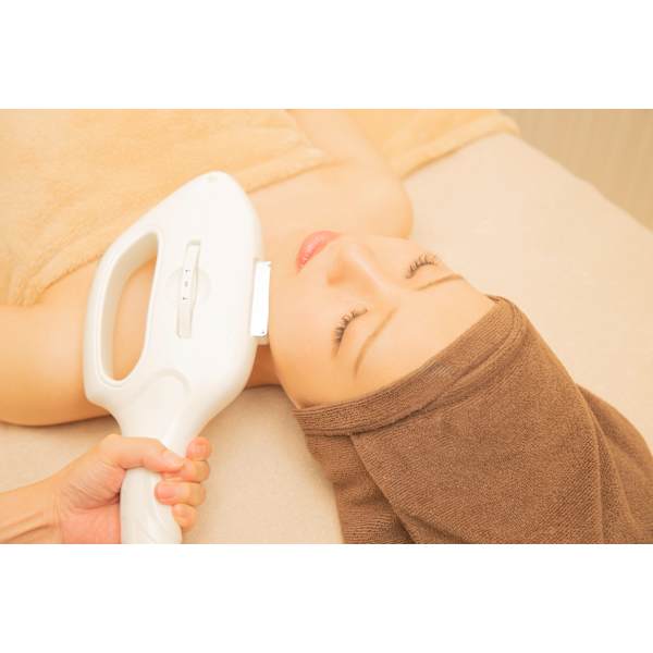 【初めての方にもオススメ】女性お顔脱毛 ￥6600→￥3960