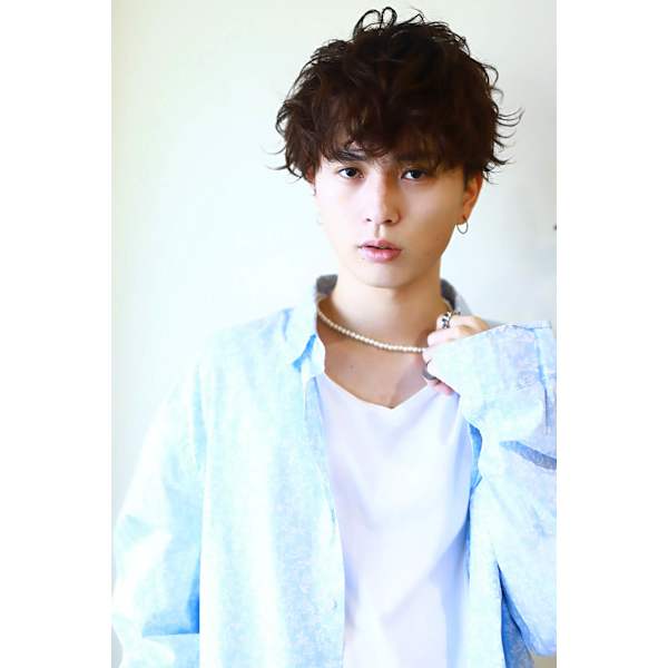 【メンズ限定】爆発的人気!カット+必要なパーマ¥12,000