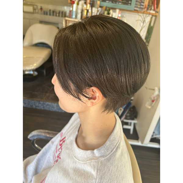 人気No.１ 似合わせカット☆ケア＆スパ　¥3850