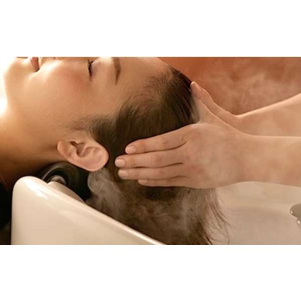 【幹細胞美容液スパで頭皮ケア！】似合わせカット＋ヒト幹細胞スパ ¥8,100→¥6,800