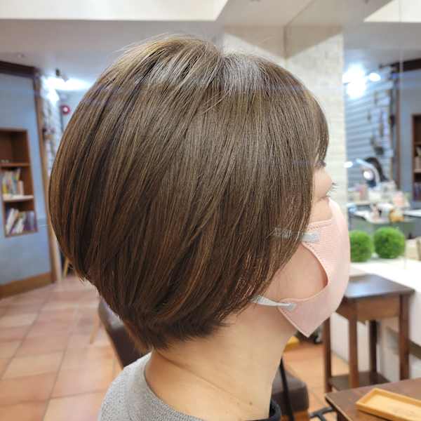 スロウカラー＋カット＋潤いトリートメント