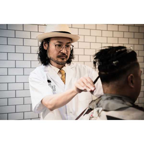 【ご新規様　平日限定】　カットシェービング　7150円→6435円　