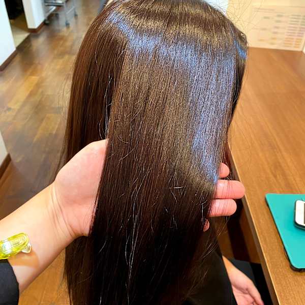 【人気No. 1】カット＋イルミナorアディクシーカラー＋2層トリートメント