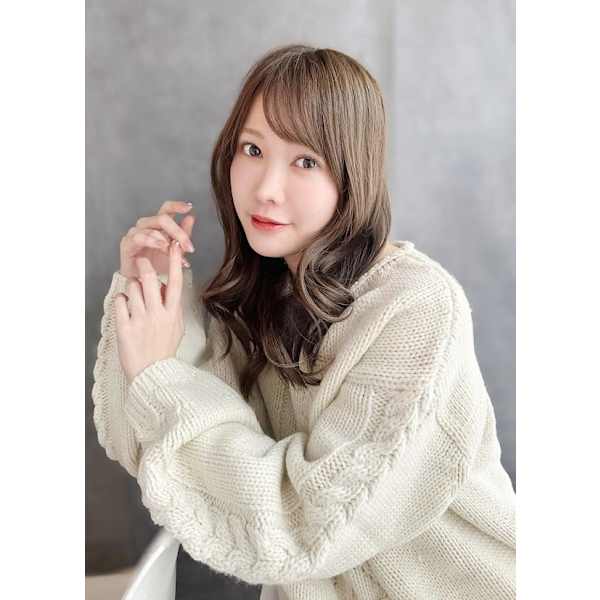 業界大注目《外国人風/グレージュ♪》極潤イルミナカラー+trendカット¥8500