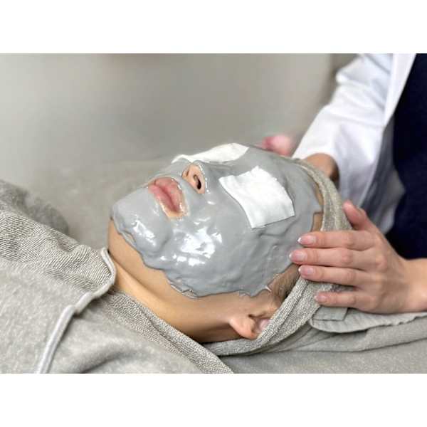 【お肌の透明感が欲しい方に】本来の美白肌に★内から発光ツヤ肌