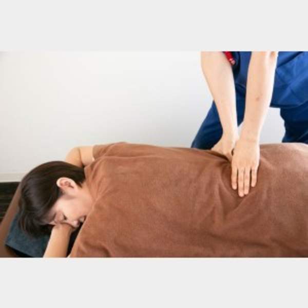 【初回ネット予約限定】全身メディカルマッサージカウンセリング15+ハンド施術30