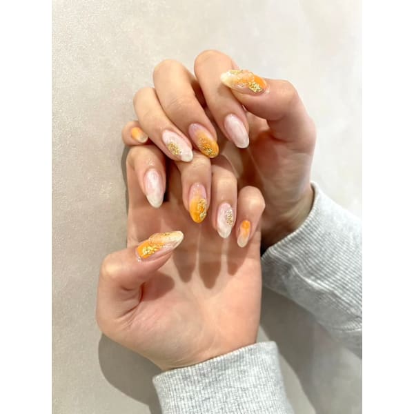 大人ニュアンスネイル