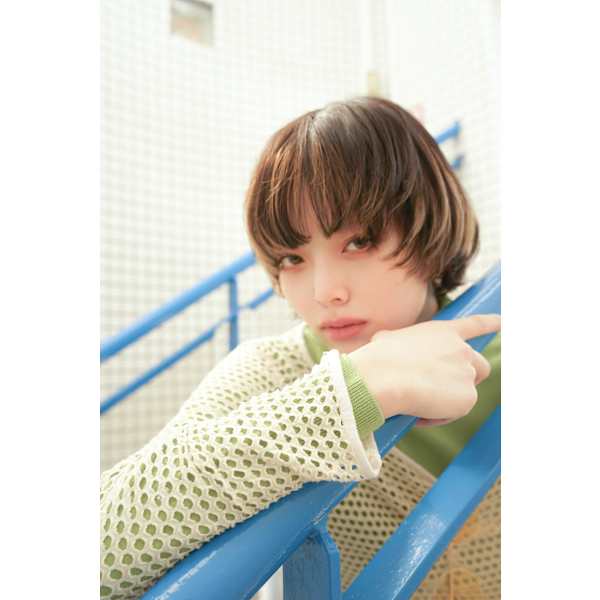 【人気No. 1】デザインカット＋透明感ケアカラー＋3stepTR￥7,700