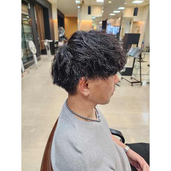 新規【限定】メンズカット+ツイストスパイラルパーマ+トリートメント　￥9,900