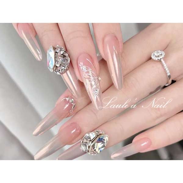 Laule'a Nail 新宿
