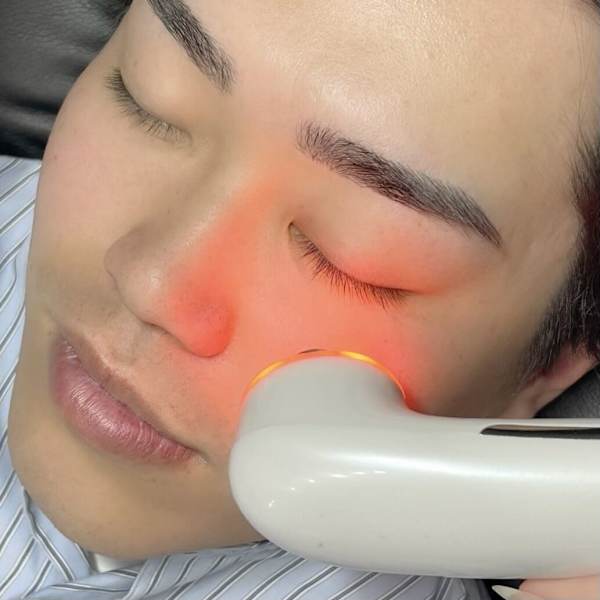 眉毛WAX＋セラミドパック＋肌悩みで選ぶ♪美容液コース  ¥9,000→¥8,000
