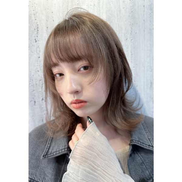【春髪】カット＋トレンド艶カラー＋トリートメント　¥12800