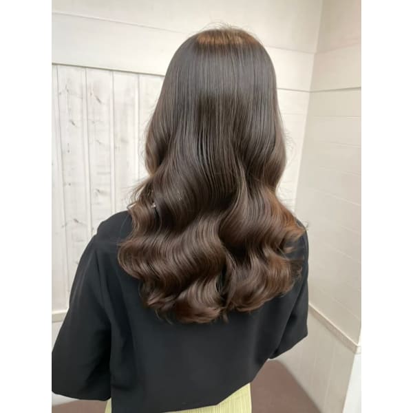 【ふんわりカール◎】 カット＋コスメパーマ￥9,900