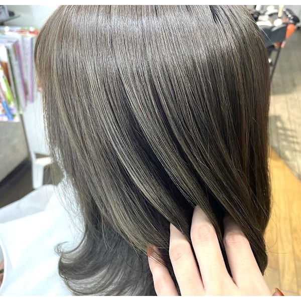 【透明感！高発色！】イルミナカラー＋カット＋カスタマイズケアTR