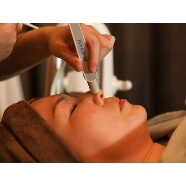 【骨盤.脚.毛穴.肌のキメ.)脚リンパ＋毛穴洗浄＋鎮静パック＋フェイシャル＋ドライヘッド