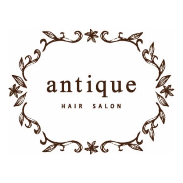 antique 美術館前