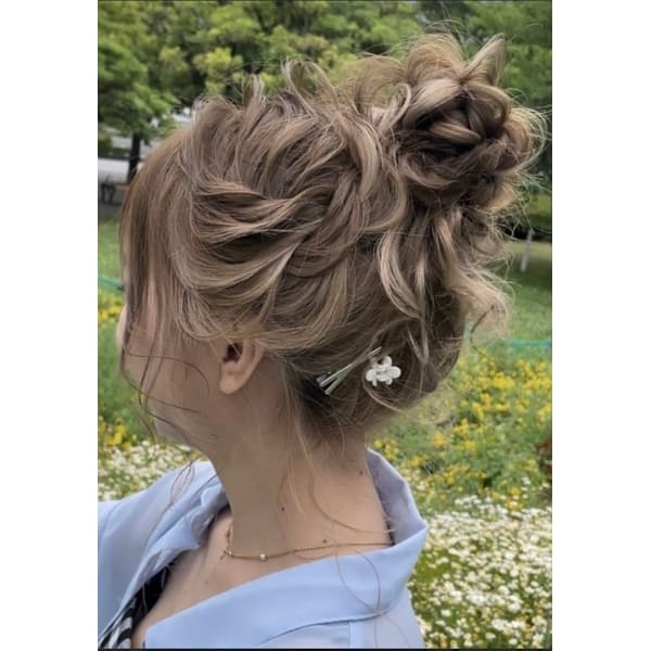 【平日・10時以降】ヘアセット♪《平日限定特典＊ヘアアクセプレゼント》