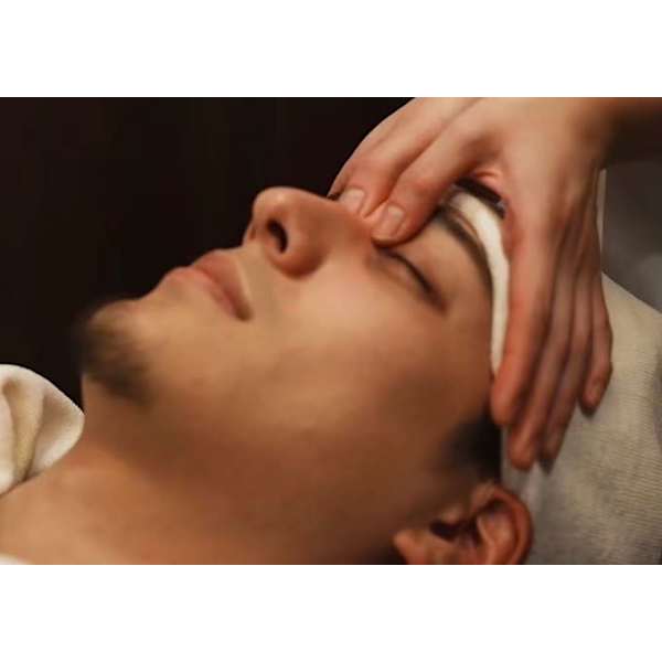 【大好評!体感フェイシャル】 シンプルカット+フェイシャル60分 ¥7,260~