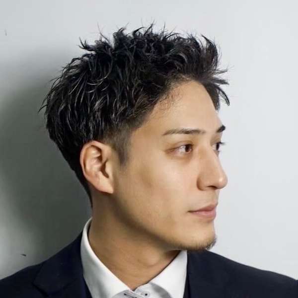 【ツヤ◎&傷みにくい】プラチナカラー＋カットコース ¥11,770［60分］