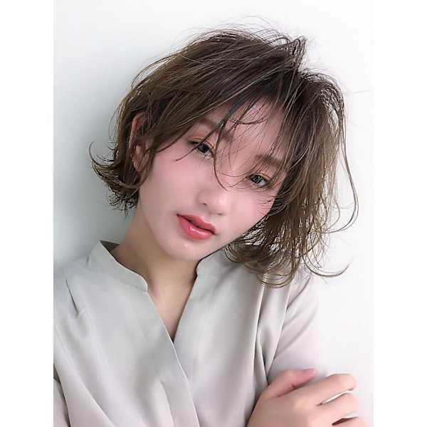 カット+イルミナカラーor白髪ぼかし+Aujuaトリートメント ¥16,500→¥14,000