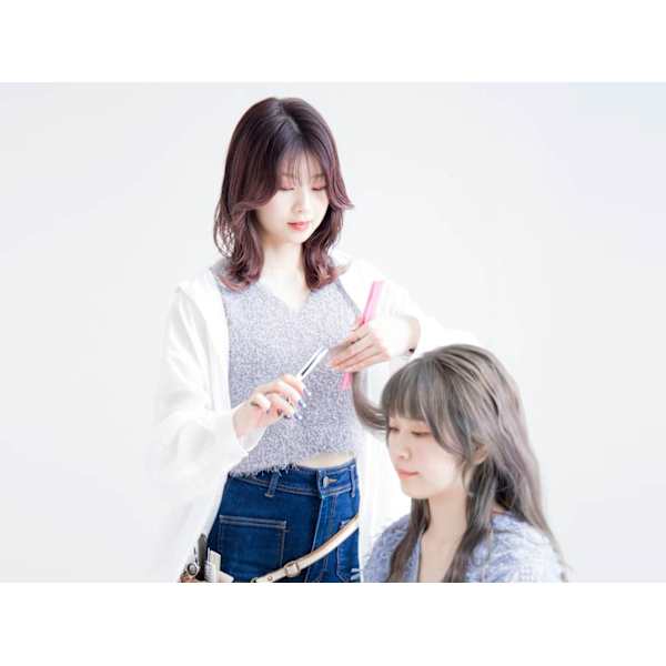 【人気No.2】カット+炭酸SPA+シャンプーブロー 7700円⇒