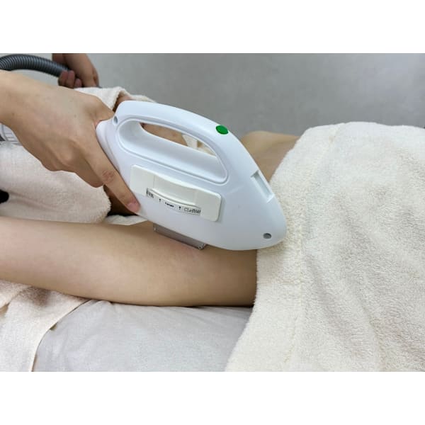 【夏場に気になる】ワキ脱毛 ￥5500→￥3300