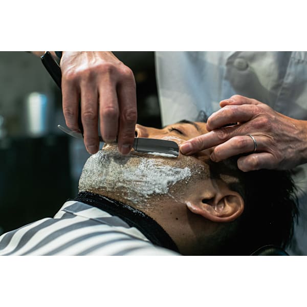 ☆★CANRLのおすすめ☆★カット＆シェービング（眉カット含む）