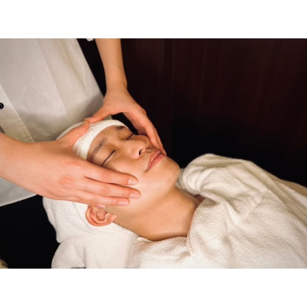 【OPEN記念】【デスクワークの方必見】カット＋シェービング＋お顔ほぐし