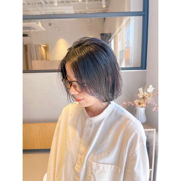 カット+ダメージケアカラー+4ステップトリートメント(白髪もOK)¥17050 ➡︎ ¥8800