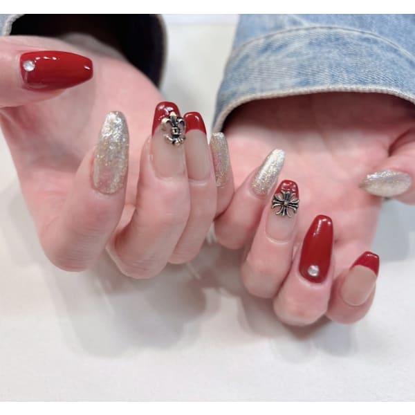 【1ヶ月以内の再来店】ハンドジェルネイル￥4.400＋付け替えオフ代無料