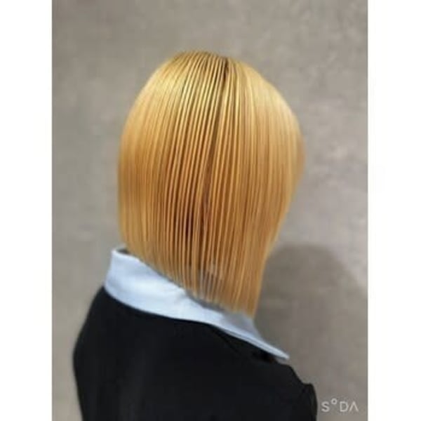 ［ダメージ完全補修］髪質改善PLATINUMトリートメント＋カット ￥9,980