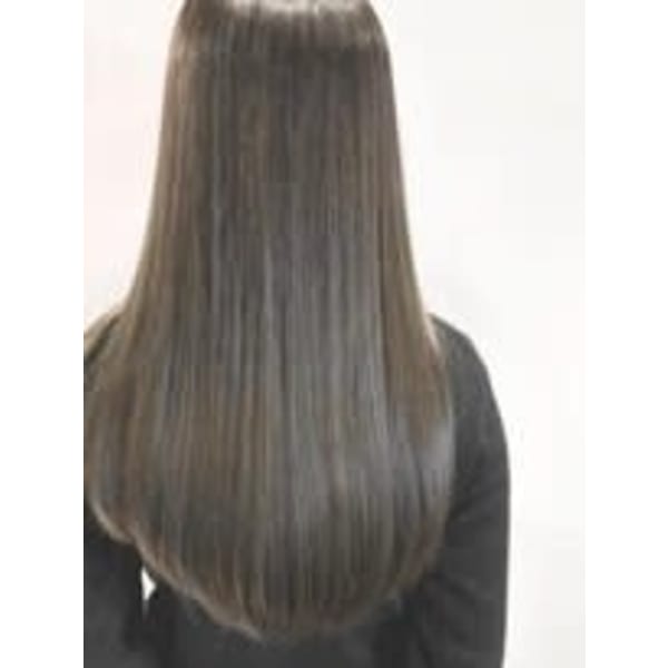 【オイルグロス発色】　イノアカラー + カット　￥12300→￥9700