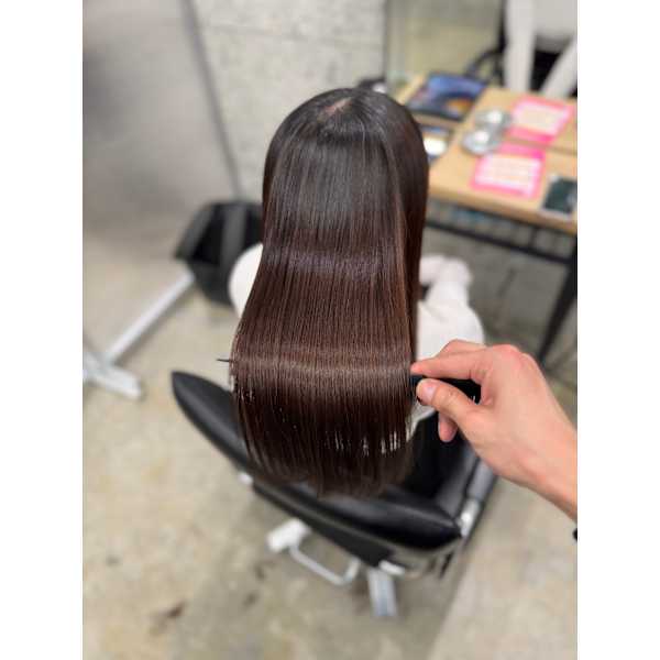 ◆ご新規様限定クーポン利用で7,420円◆ダメージゼロインナーカラー+髪質改善カラー