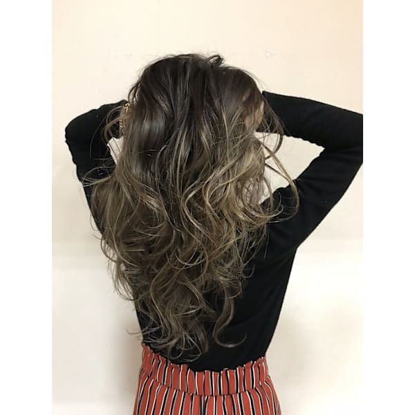 【色もち◎髪に優しい】カット＋ダメージレスカラー￥9,900［桜木町/横浜/みなとみらい］