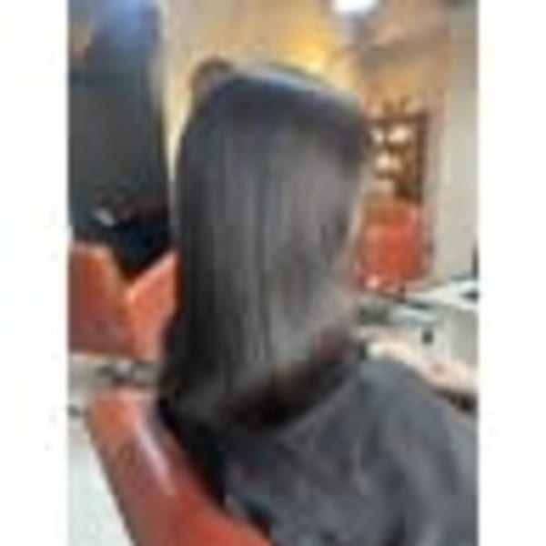 【12月riho限定クーポン】縮毛矯正＋トリートメント　ホームケア付き  女性限定