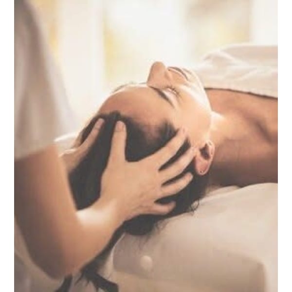 『カット』【頭皮をスッキリ！】スキャルプシャンプー＋カット￥3,410