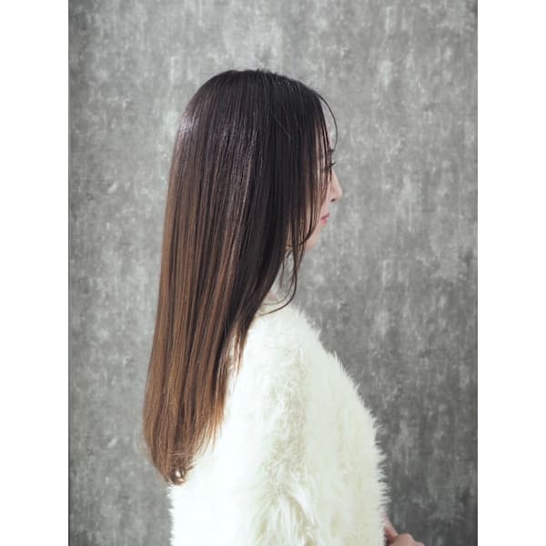 【湿気対策・髪質改善◎】オイル縮毛矯正＋カット＋TR¥16,700→¥12,200