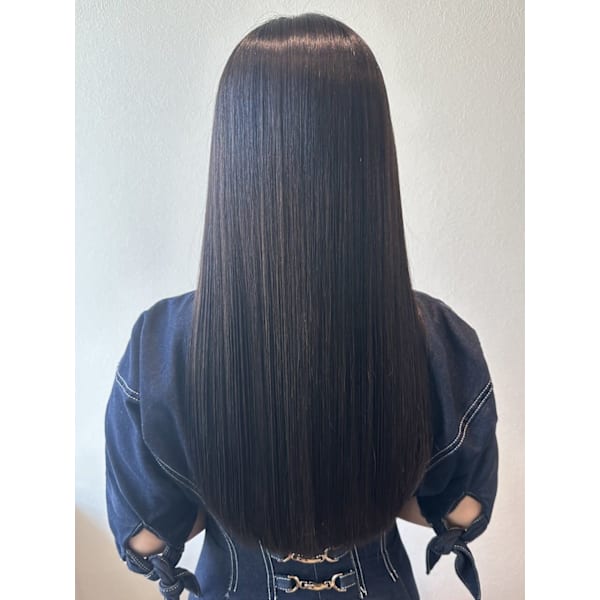 【スタイリスト指名限定】髪質改善ストレート+骨格矯正カット《ロング料金有》