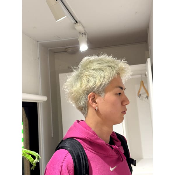 カット(眉カット＋シャンプー＋ブロー)＋オシャレカラー(プレトリートメント付)