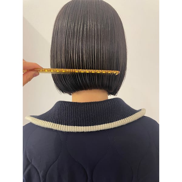 【ayaka限定】小顔カット＋赤味０透明感カラー＋うる艶トリートメント