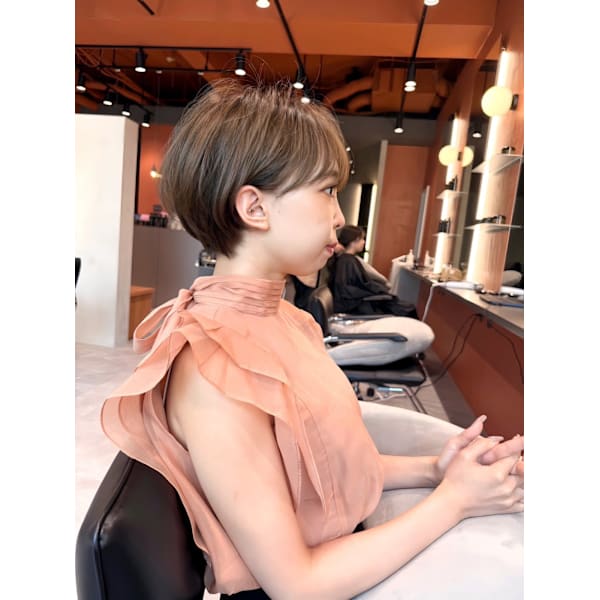 【当店人気No.1★迷ったらこれ】カット+ケアカラー+トリートメント¥11,000